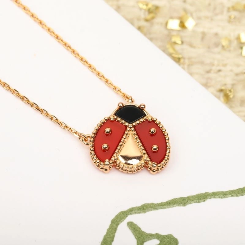 Vca Necklaces Snug 254682