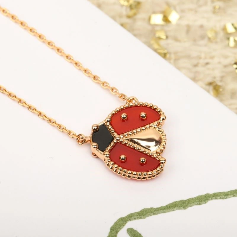 Vca Necklaces Snug 254682