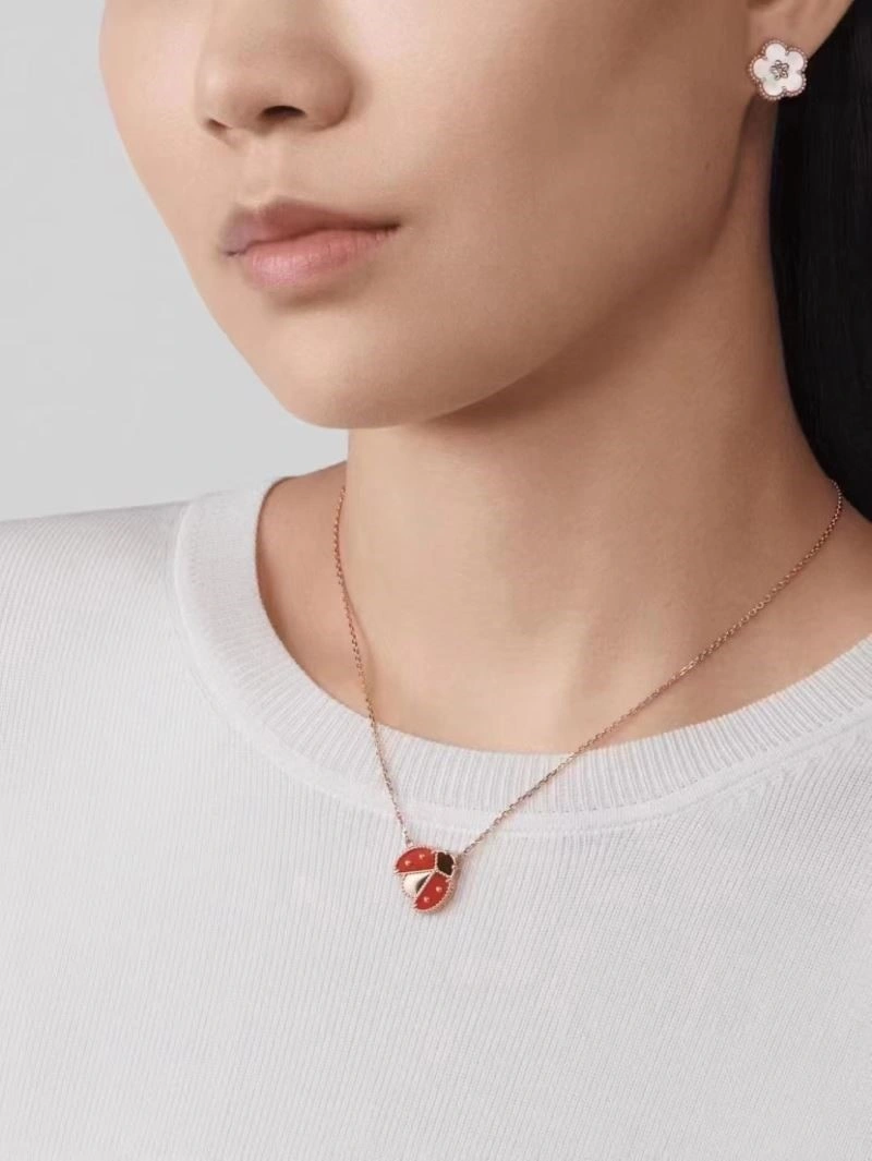Vca Necklaces Snug 254682