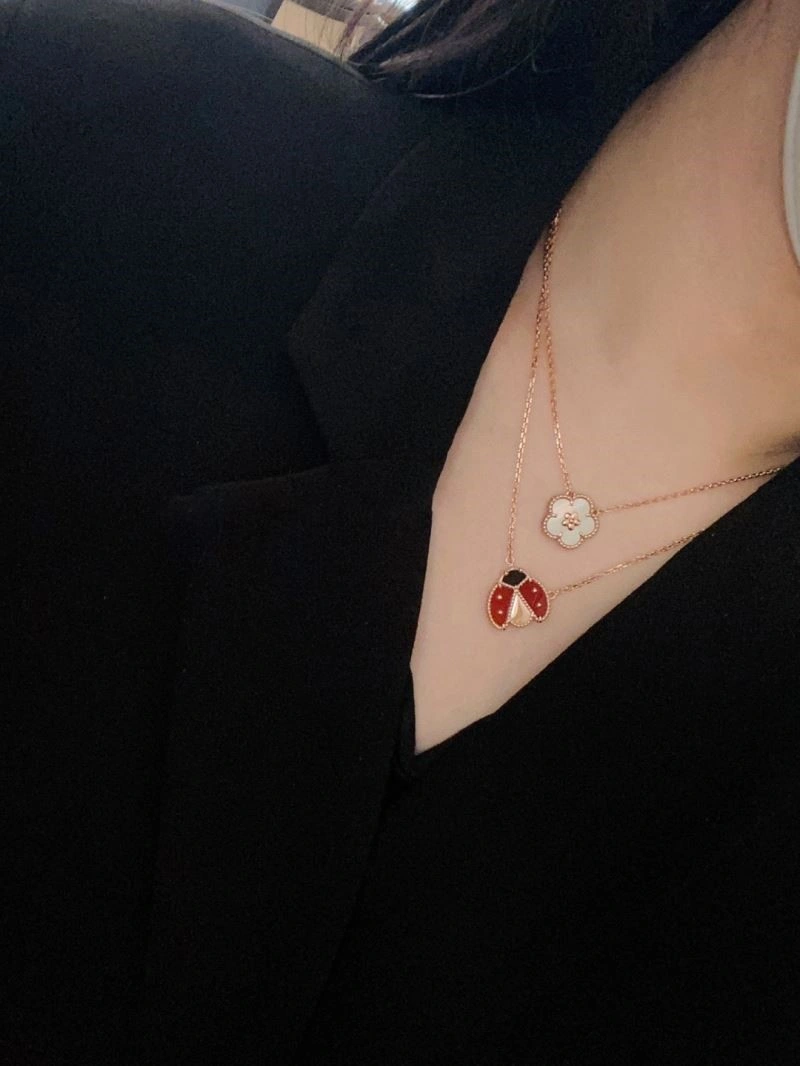 Vca Necklaces Snug 254682