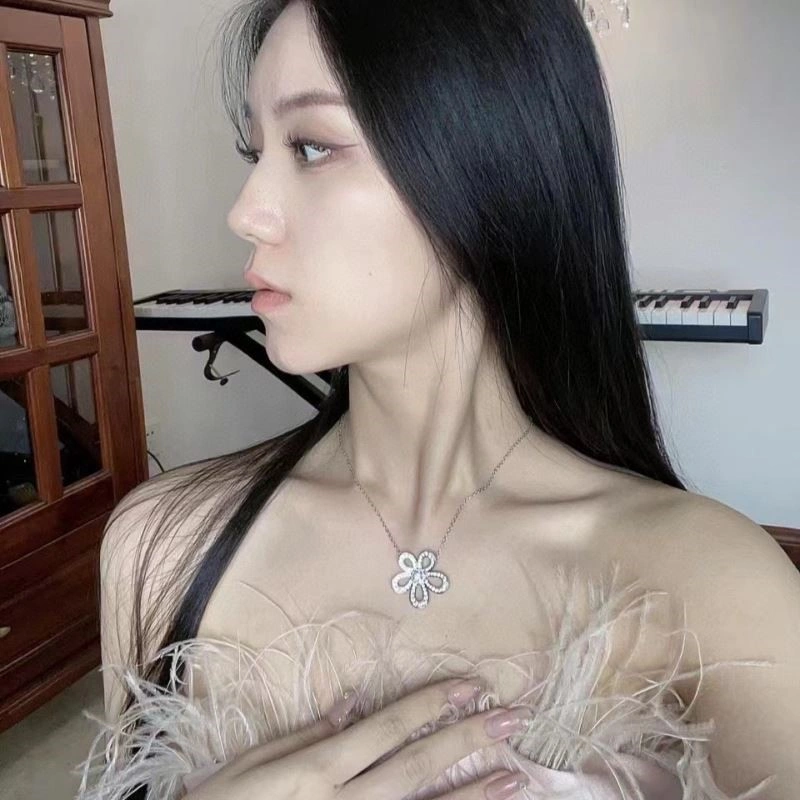 Stylish Vca Necklaces 254681