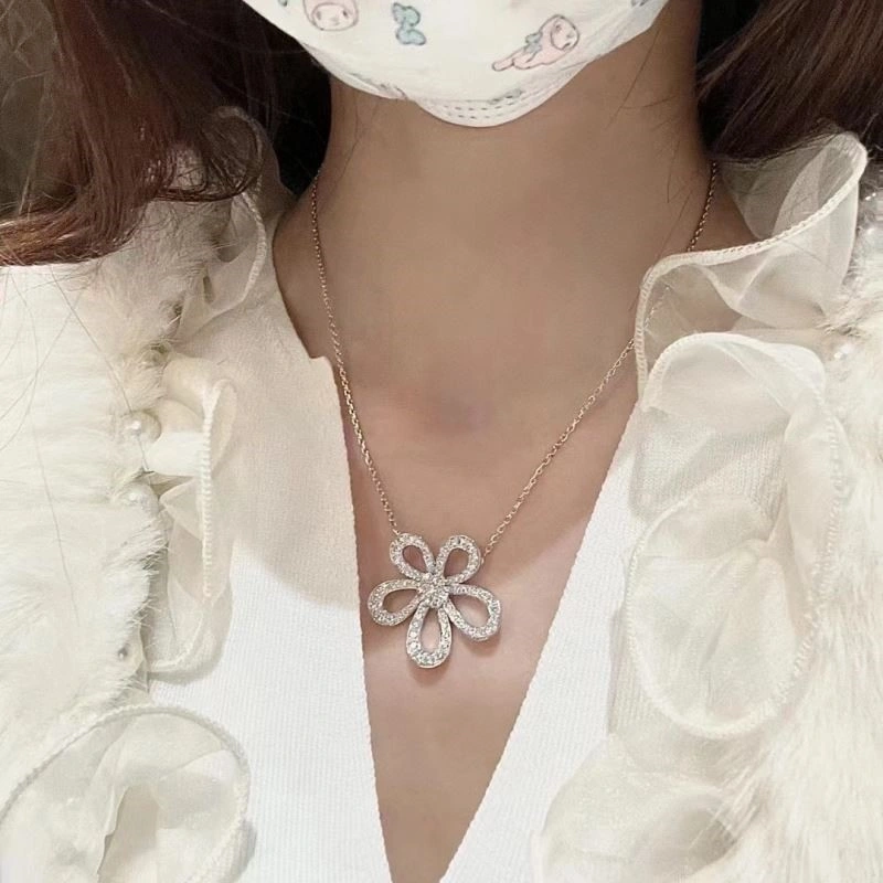 Stylish Vca Necklaces 254681