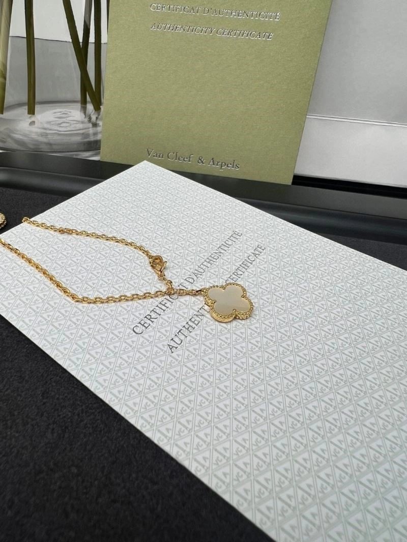 Vca Necklaces MultiPurpose 254668