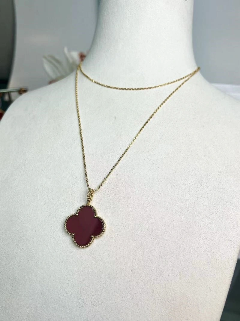 Vca Necklaces WaterResistant 254649