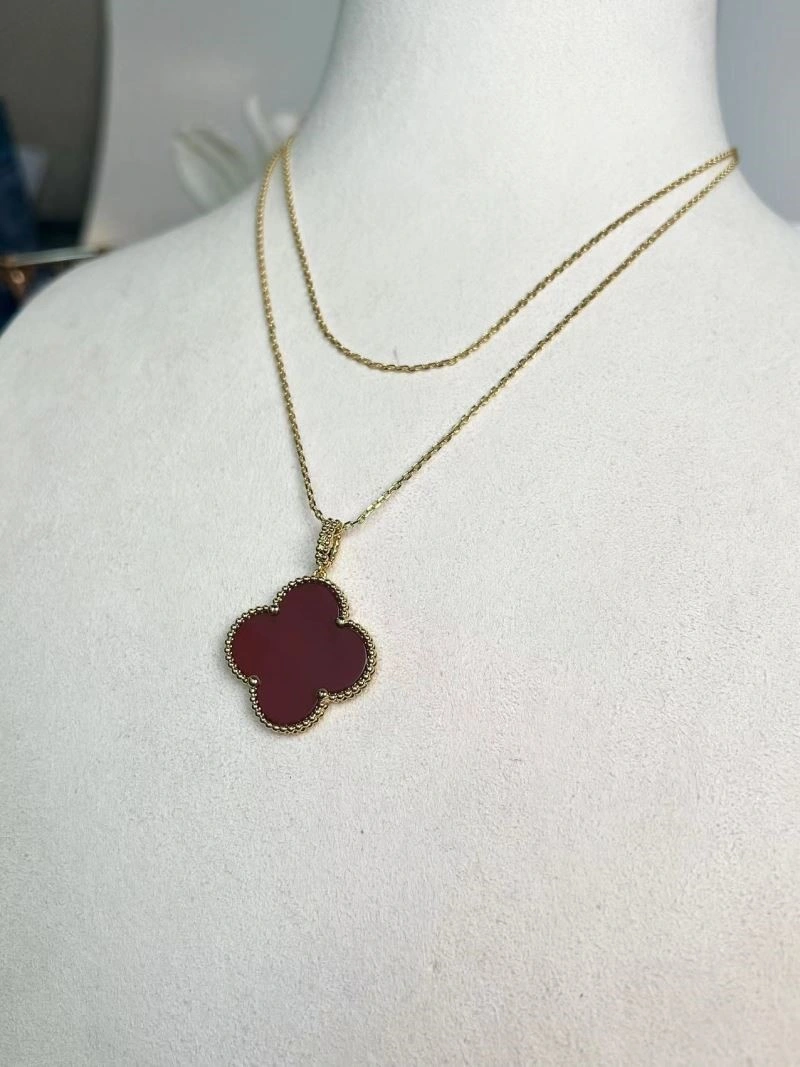 Vca Necklaces WaterResistant 254649