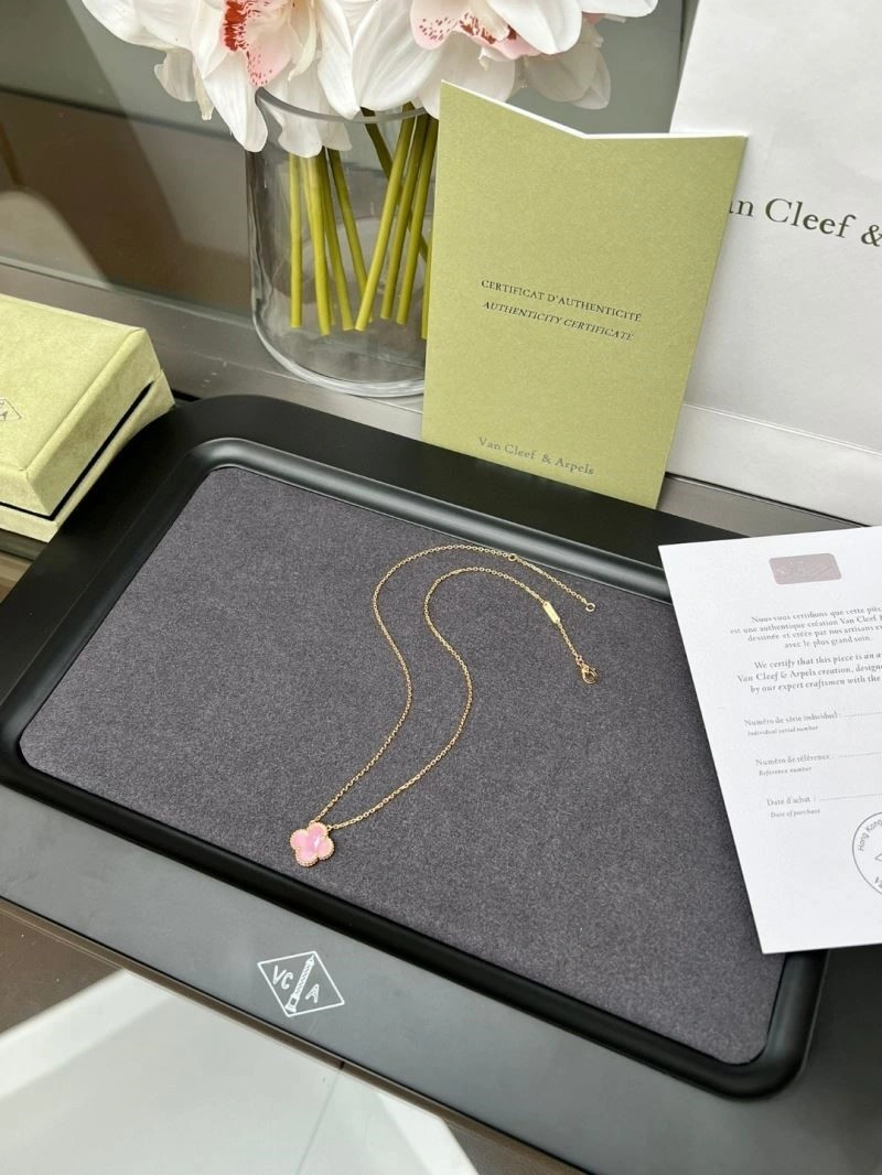 Sustainable Vca Necklaces 254660