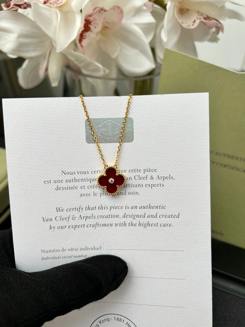 Comfortable Vca Necklaces 254677