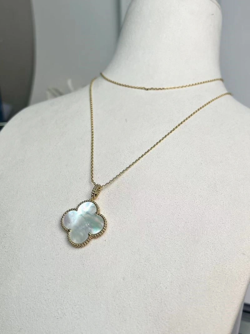 ComfortFit Vca Necklaces 254673