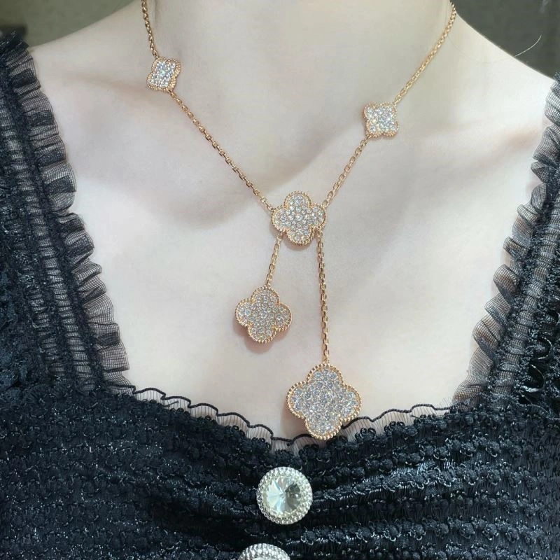 Vca Necklaces Snug 254662