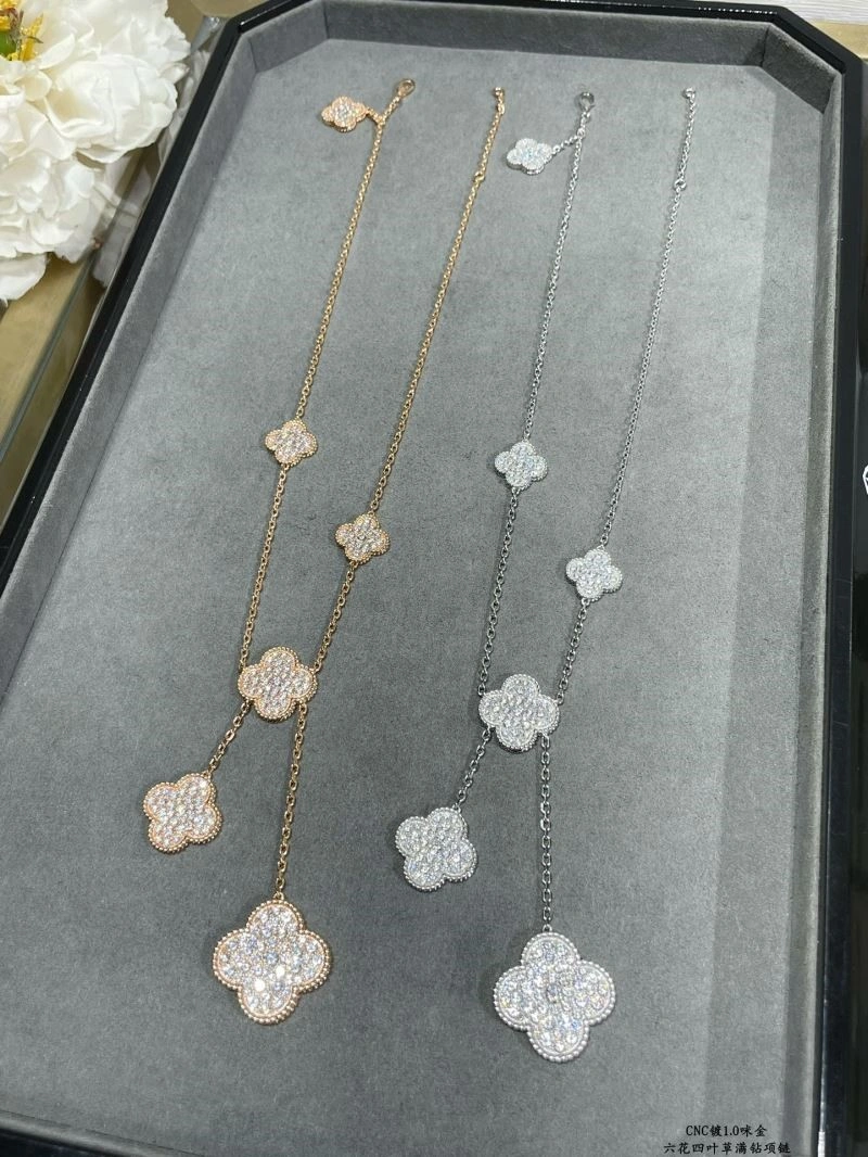 Vca Necklaces Snug 254662
