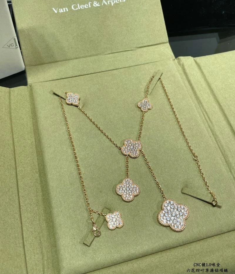 Vca Necklaces Snug 254662