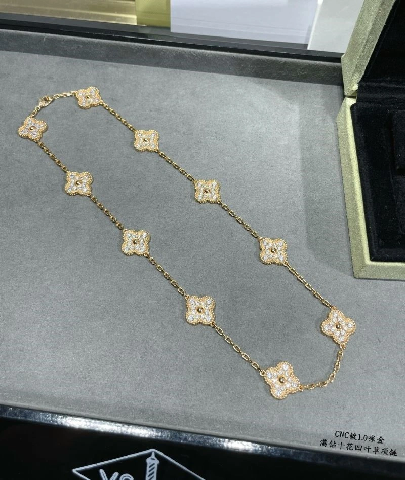 Vca Necklaces Youthful 254680