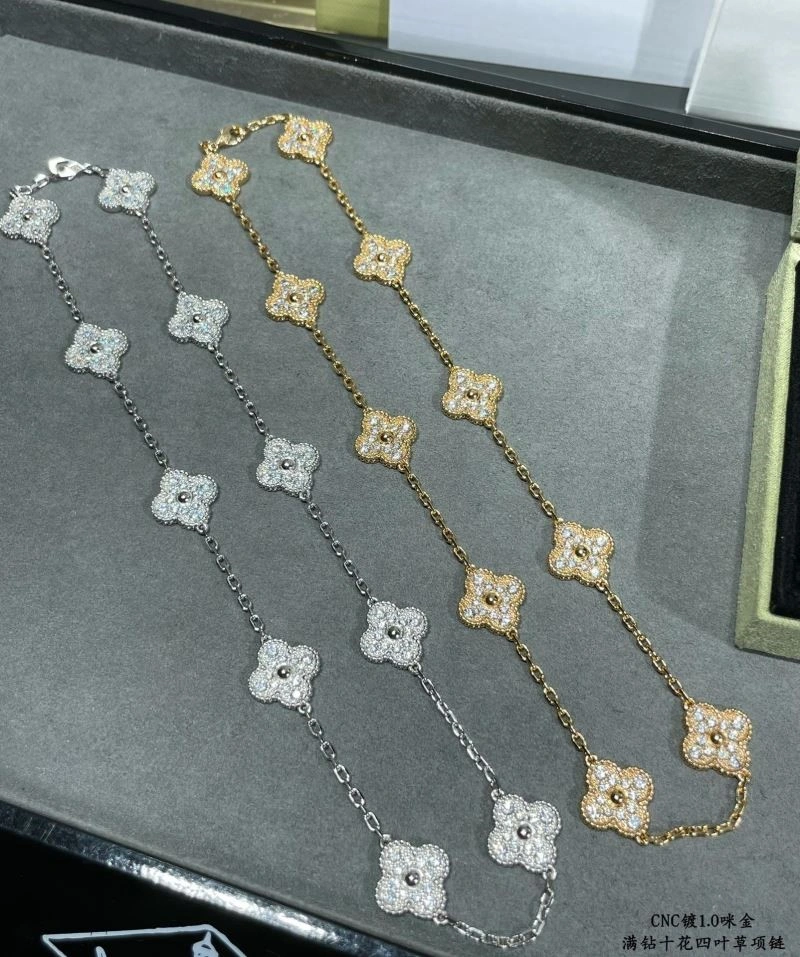 Vca Necklaces Youthful 254680