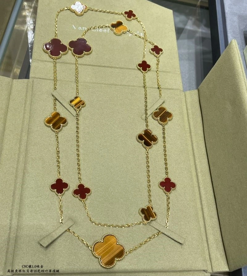 Vca Necklaces WellDesigned 254651
