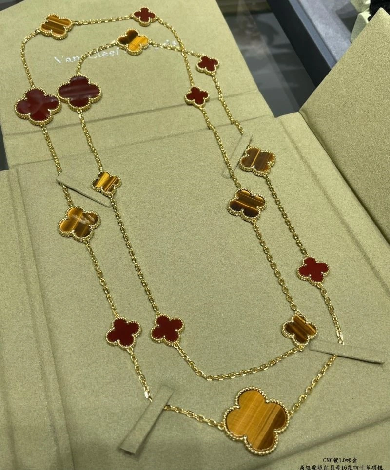 Vca Necklaces WellDesigned 254651