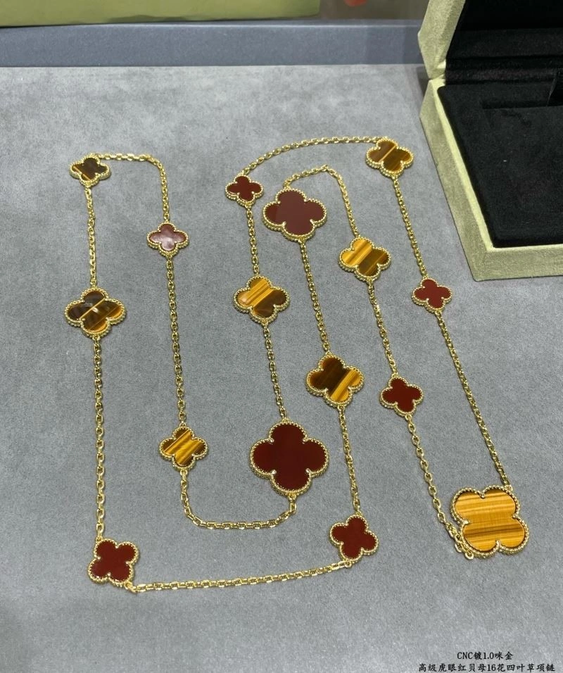 Vca Necklaces WellDesigned 254651