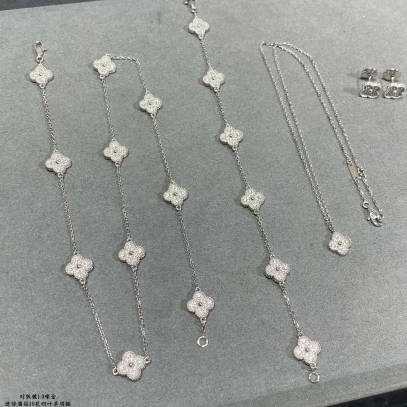 Vca Necklaces UrbanStyle 254646