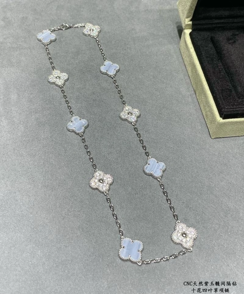 FlexibleFit Vca Necklaces 254642