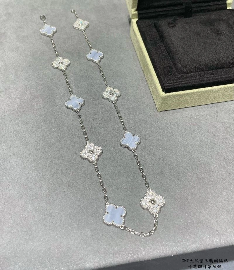 FlexibleFit Vca Necklaces 254642