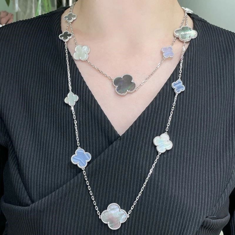 Vca Necklaces WrinkleFree 254611