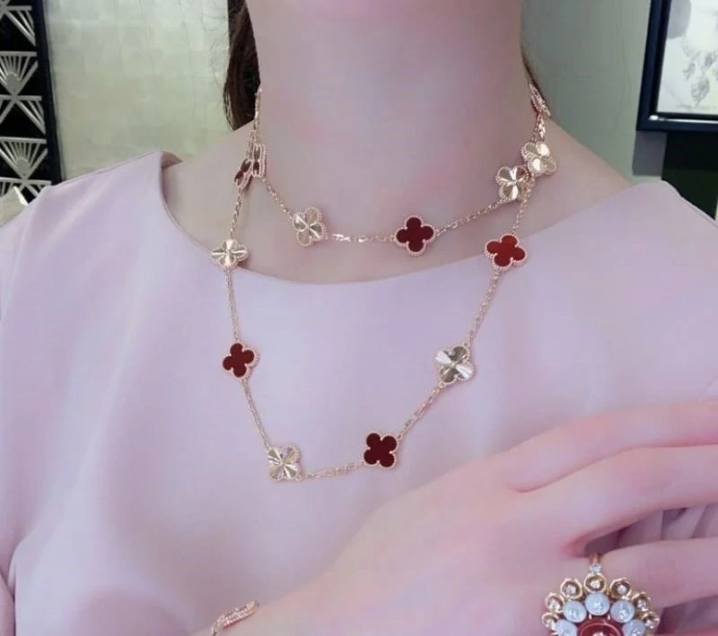 WaterResistant Vca Necklaces 254620