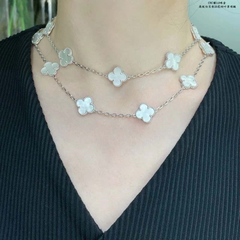 Vca Necklaces Compact 254615