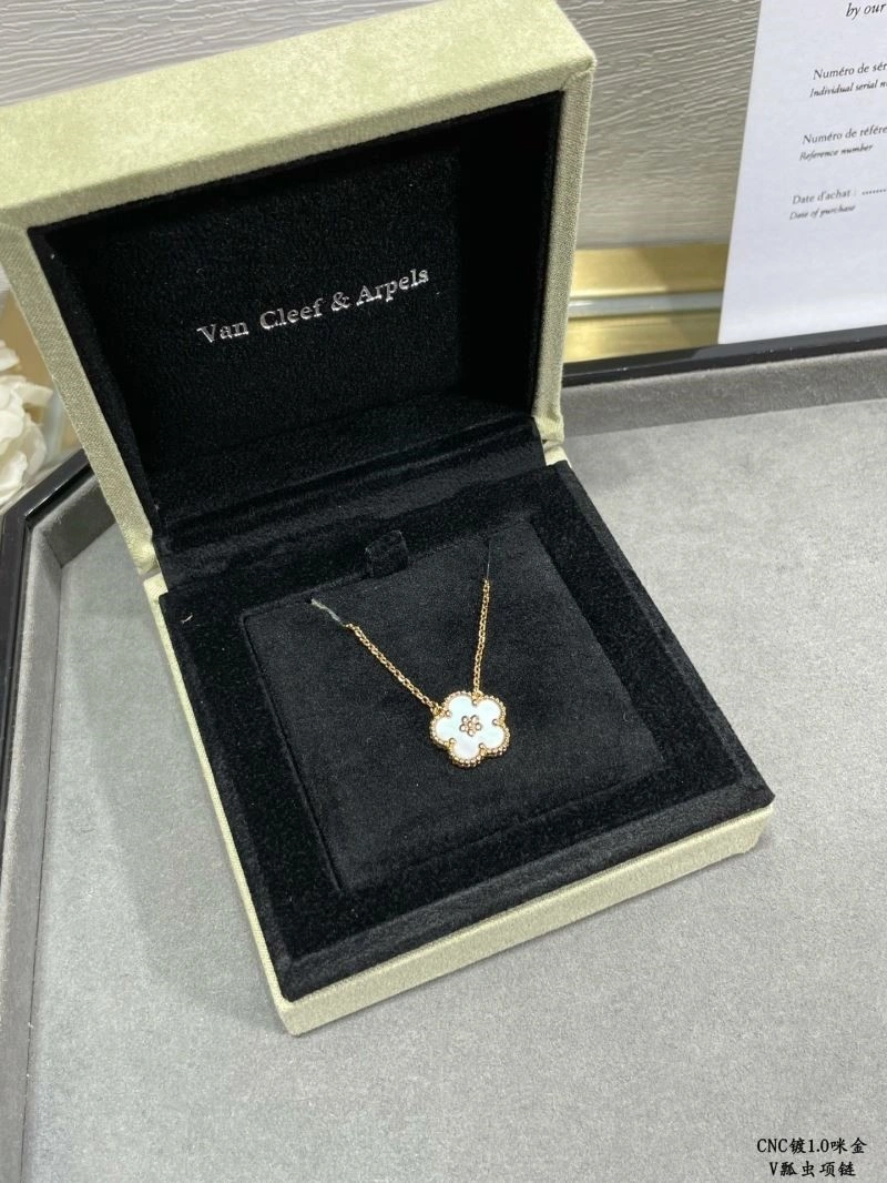 Vca Necklaces Versatile 254625