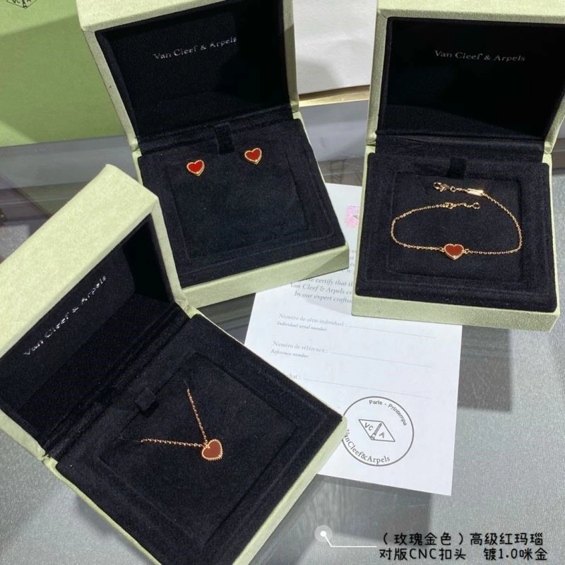 Vca Necklaces ModernLook 254622