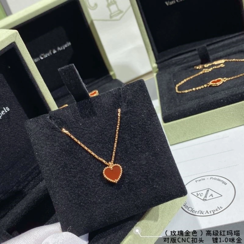 Vca Necklaces ModernLook 254622