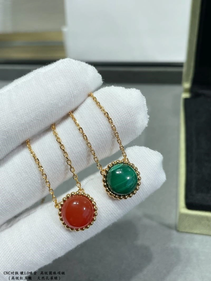 Vca Necklaces Elegant 254637