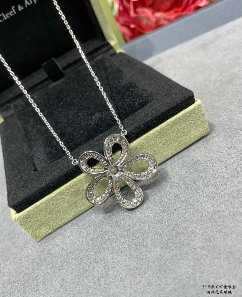 Vca Necklaces Flexible 254618