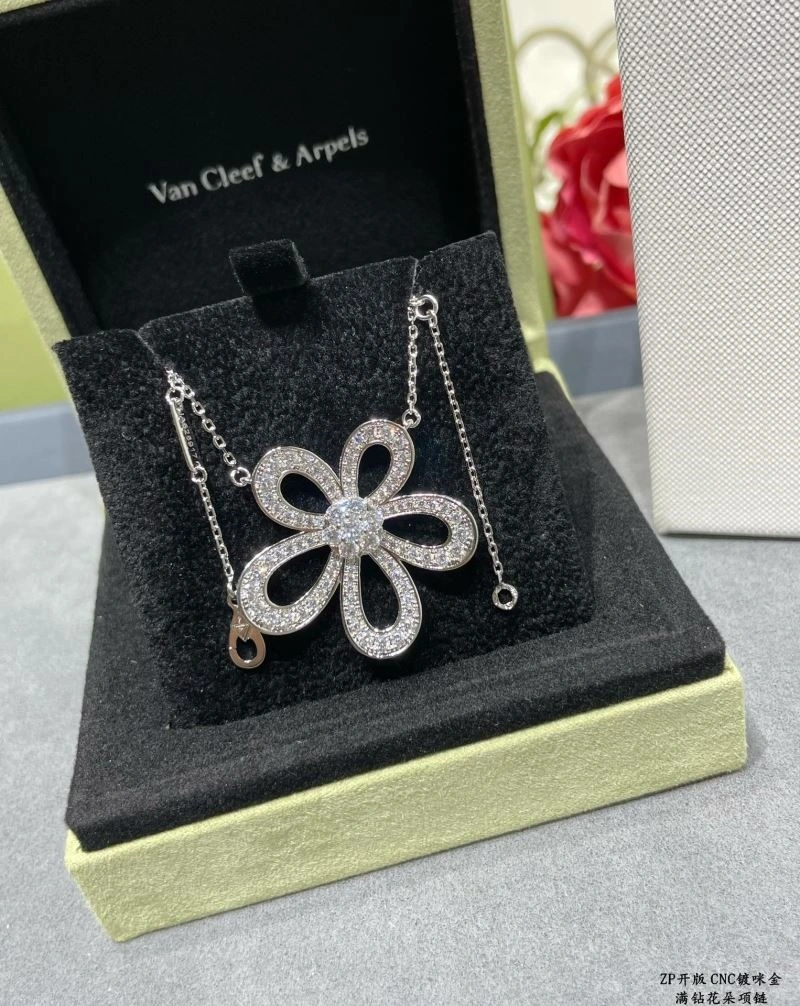 Vca Necklaces Flexible 254618