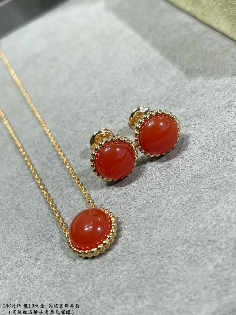 Vca Necklaces SunProtective 254614