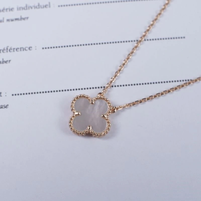 SunProtective Vca Necklaces 254556