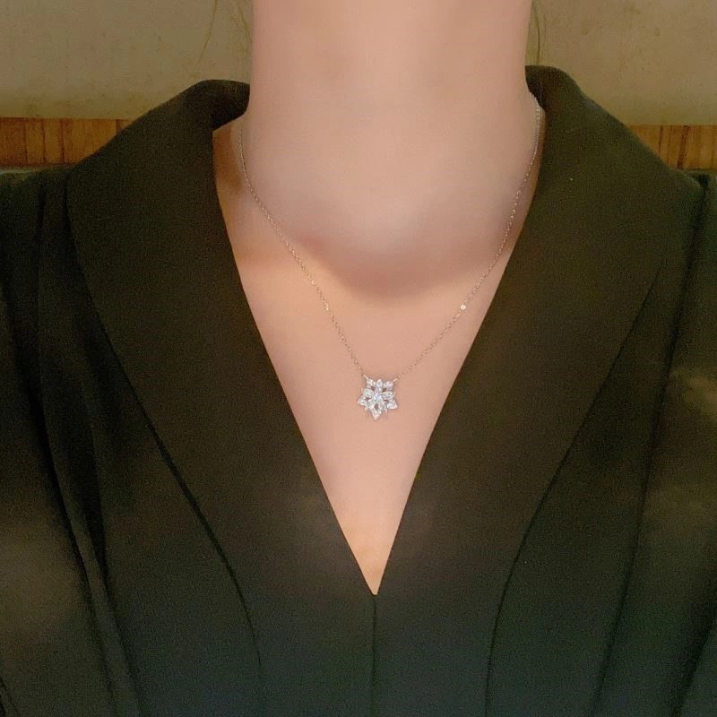 Youthful Vca Necklaces 254548