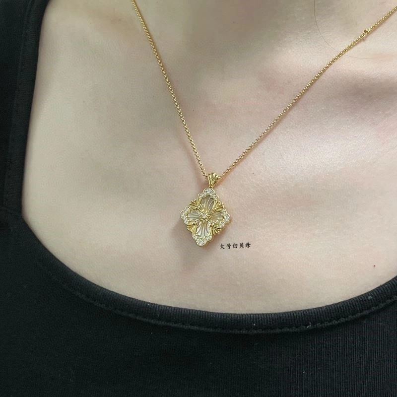 Vca Necklaces Cozy 254547
