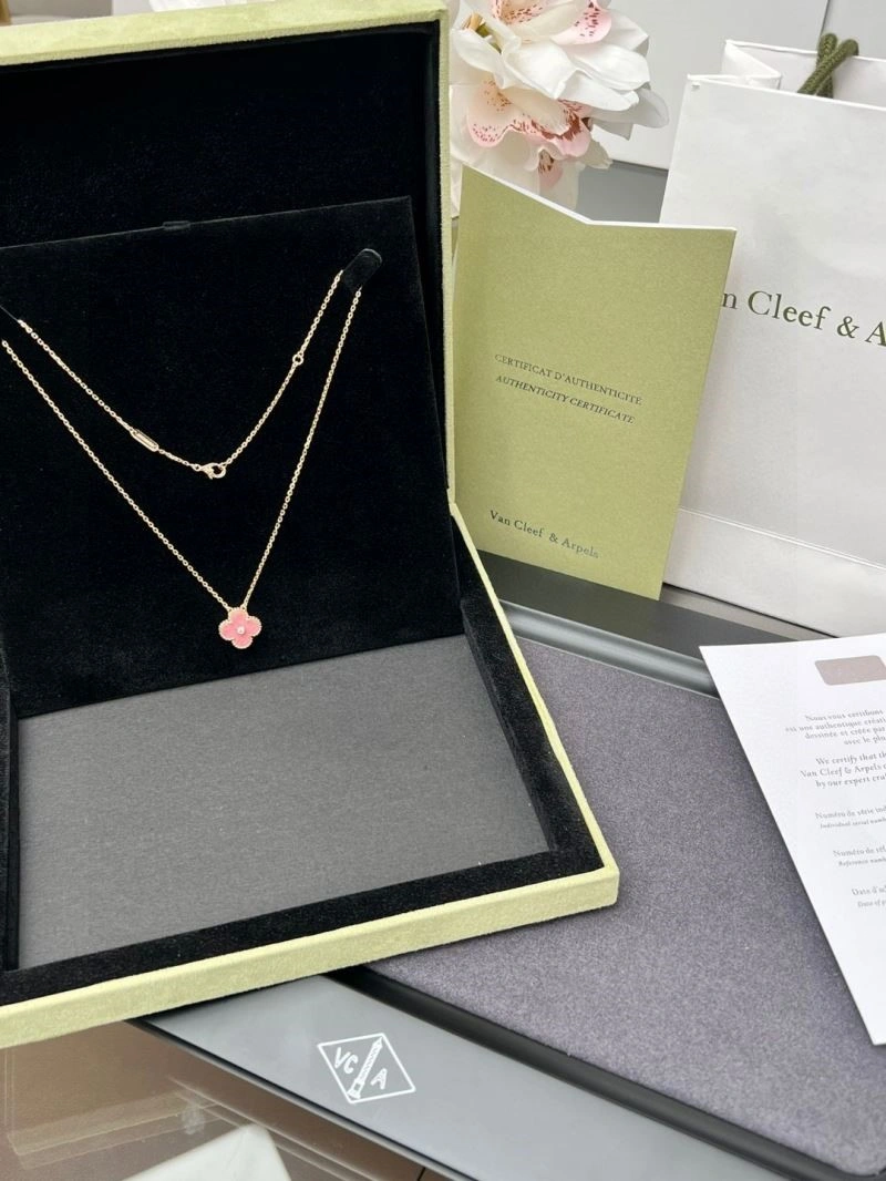 Vca Necklaces Thermal 254525