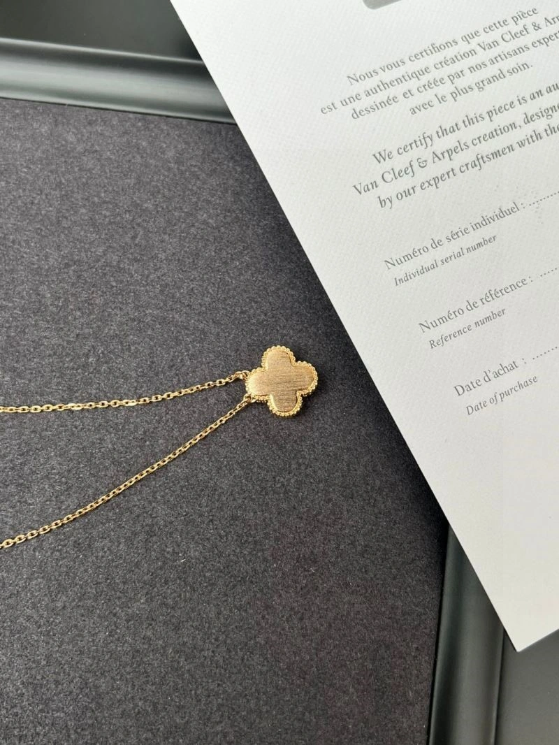 Vca Necklaces Thermal 254525