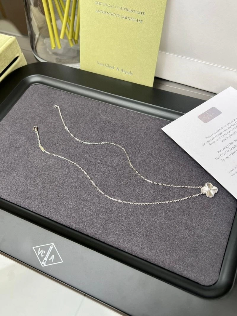 Vca Necklaces Bold 254529