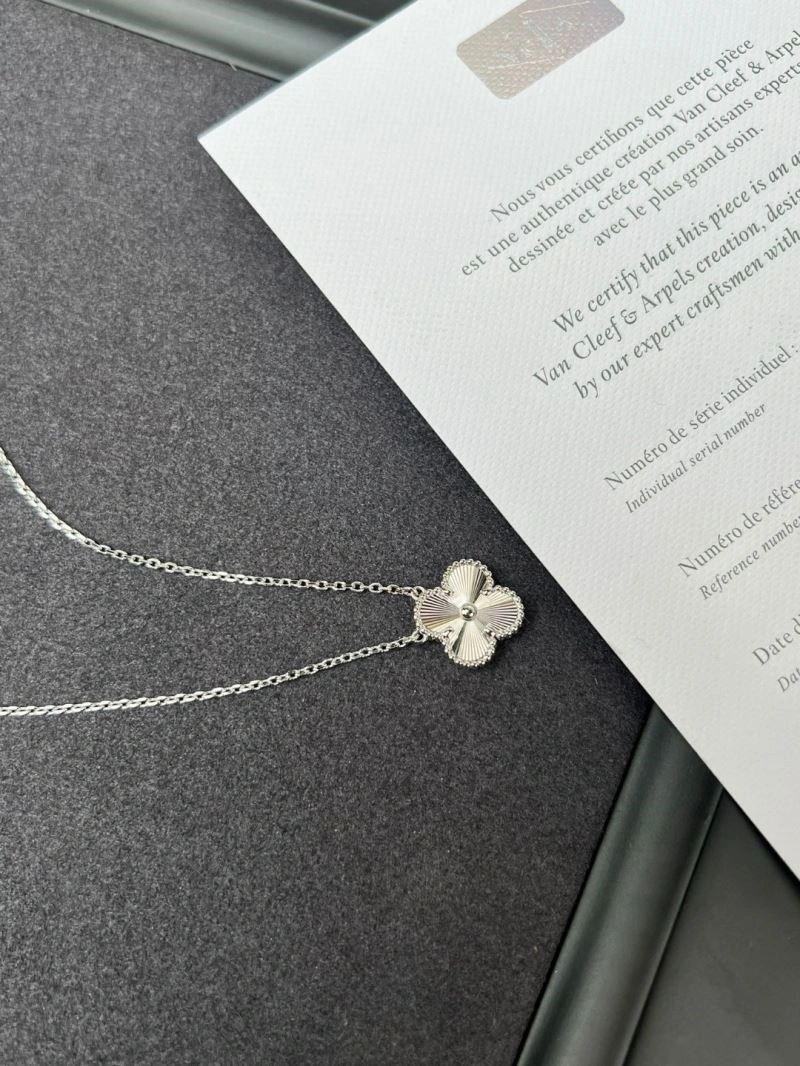 Vca Necklaces Bold 254529