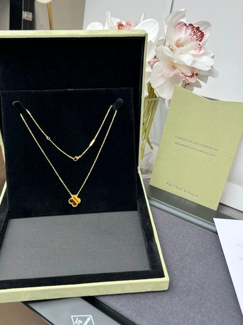 Vca Necklaces Classic 254528