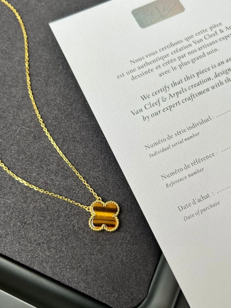 Vca Necklaces Classic 254528