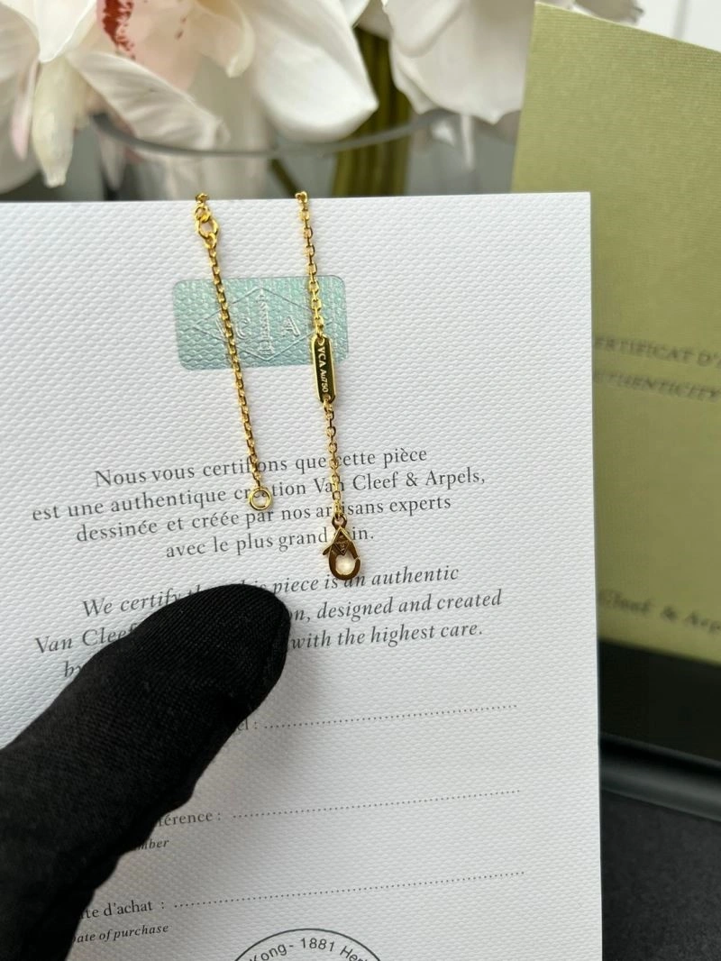 Vca Necklaces Classic 254528