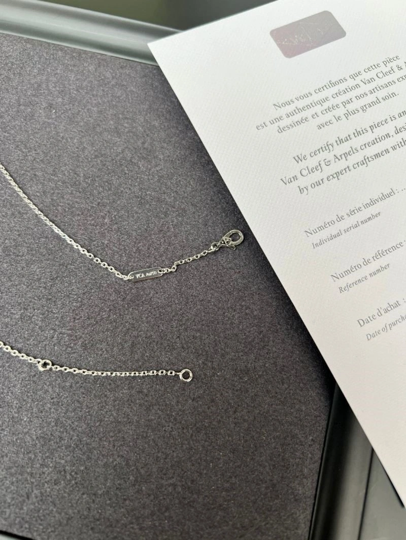 Contemporary Vca Necklaces 254521