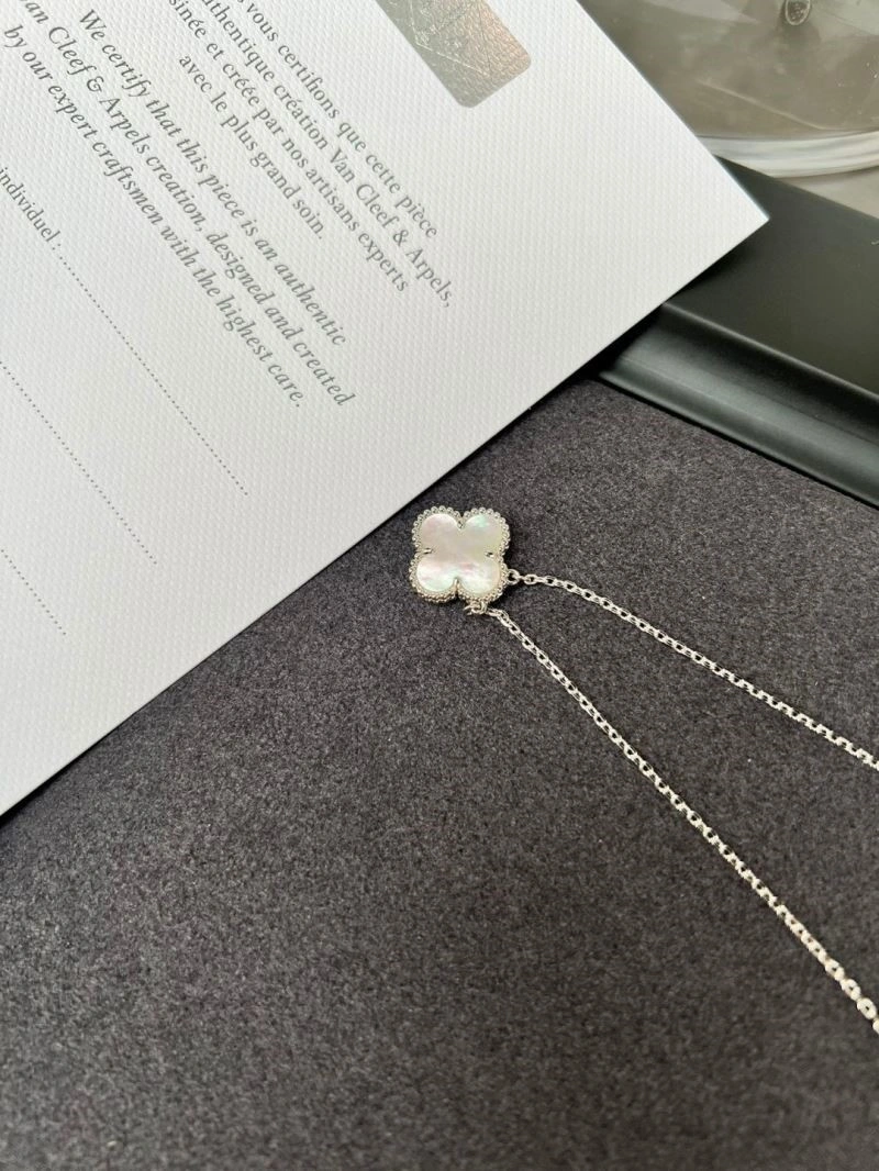 Contemporary Vca Necklaces 254521