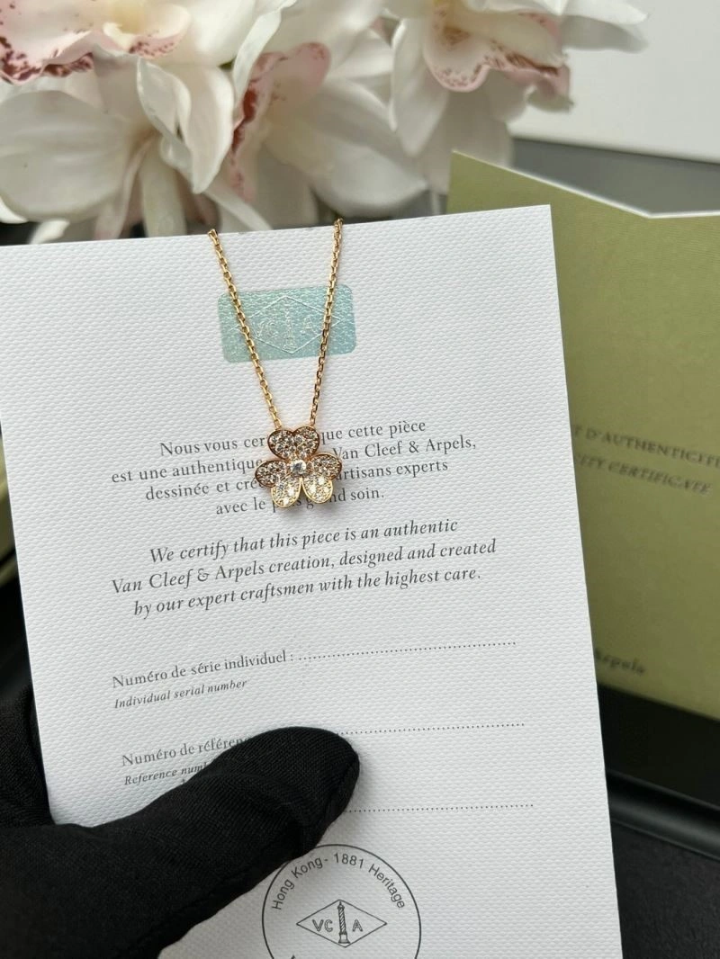 Vca Necklaces Stylish 254517