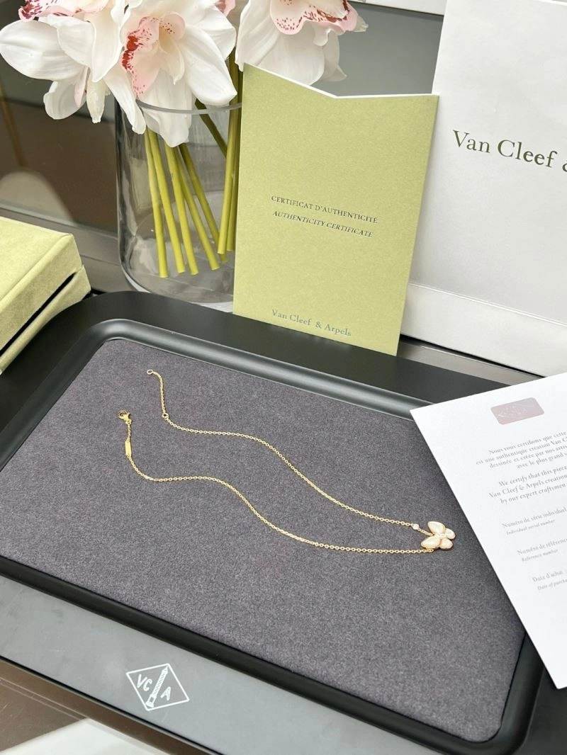 Vca Necklaces Elegant 254500