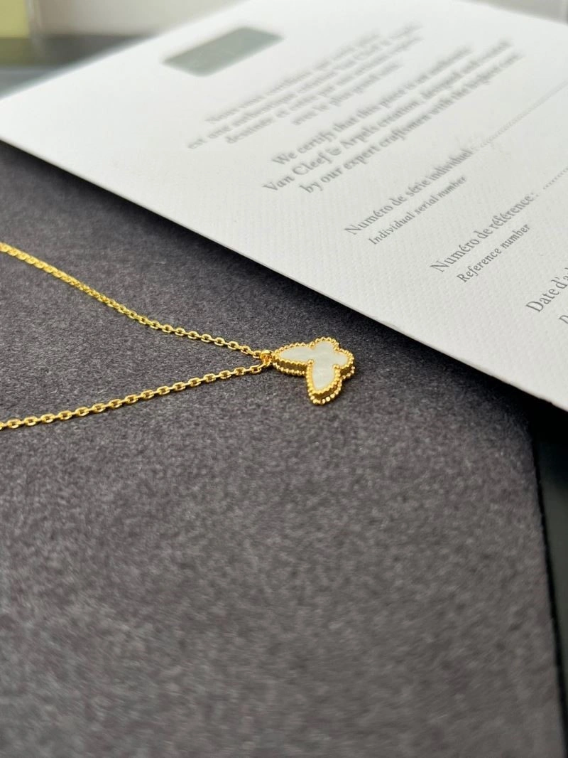 SmoothTexture Vca Necklaces 254489