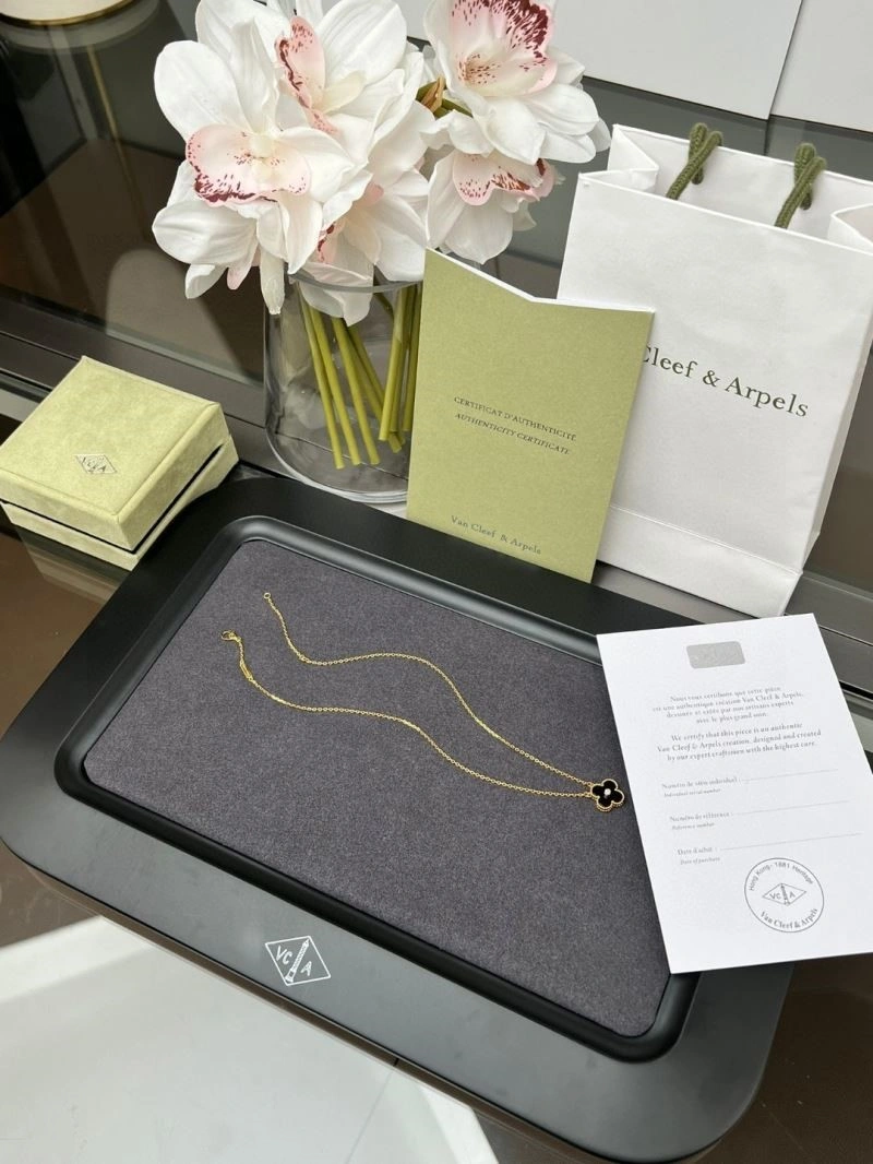 Resilient Vca Necklaces 254492
