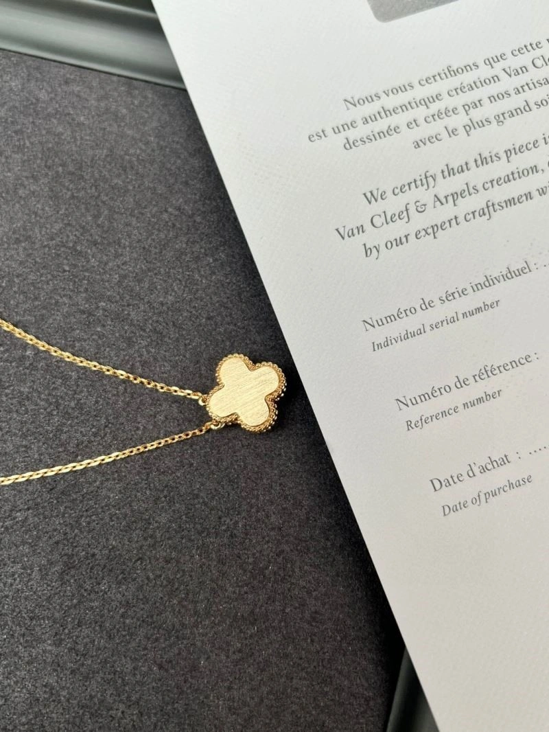 UrbanStyle Vca Necklaces 254518